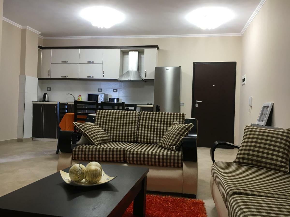 Sunny Apartment Vlore